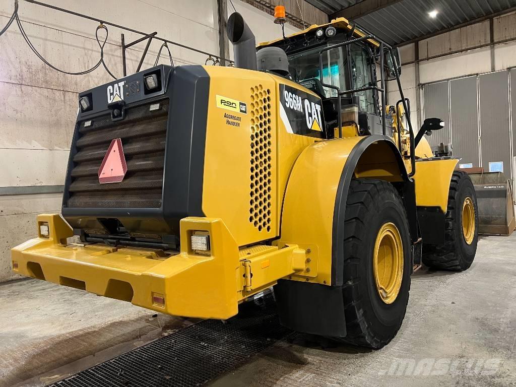 CAT 966 M Carregadeiras de rodas