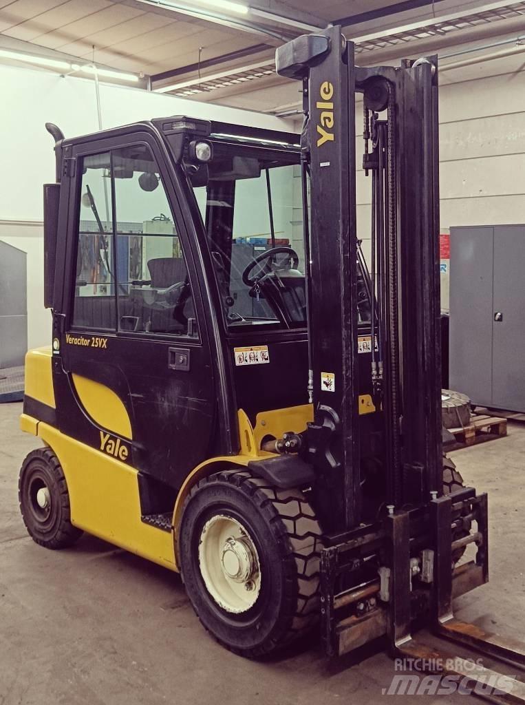 Yale GDP25VX Empilhadores Diesel