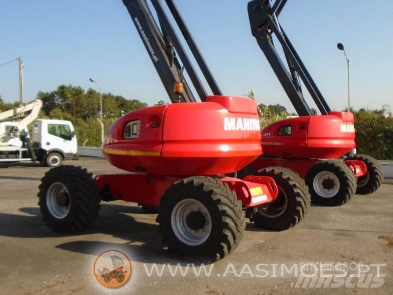 Manitou 200 ATJ Elevadores braços articulados