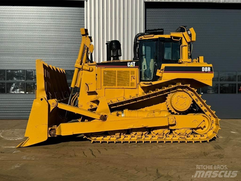 CAT D8R Dozers - Tratores rastos
