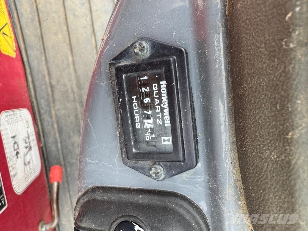 Yanmar SV08 (1D879) Miniescavadeiras