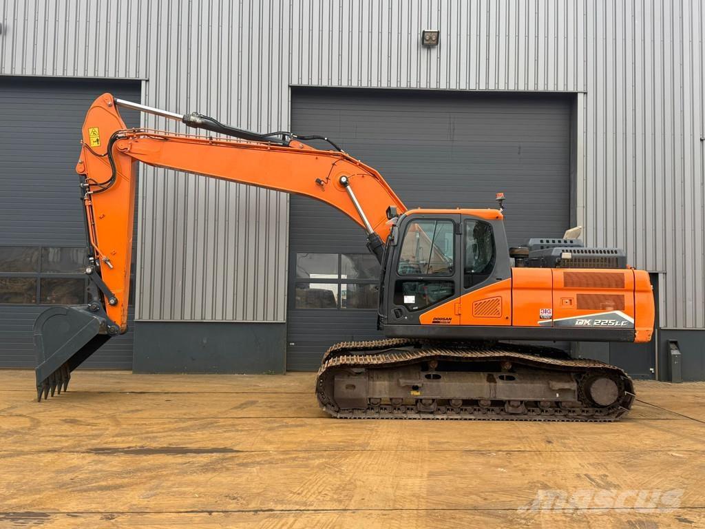 Doosan DX225LC-7 Escavadeiras de esteiras