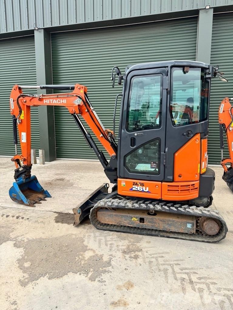 Hitachi ZX 26 U-6 CR Miniescavadeiras