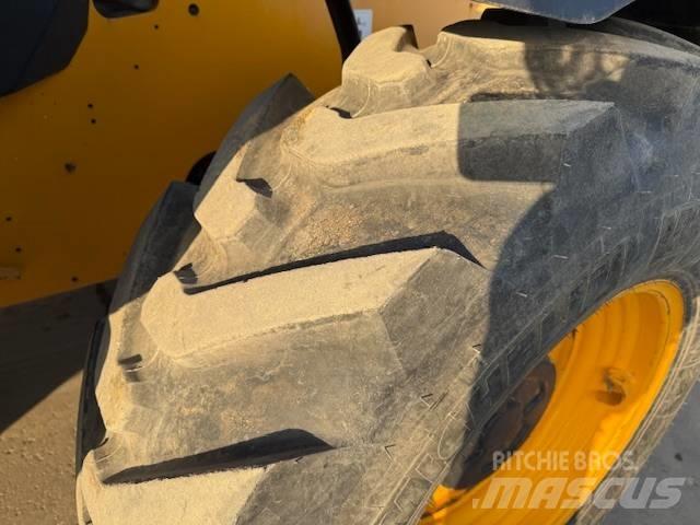 JCB 540-180 Manipulador telescópico