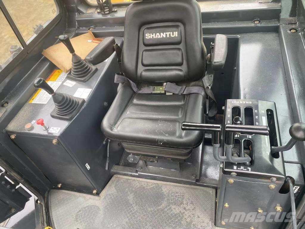 Shantui SD 22 Dozers - Tratores rastos
