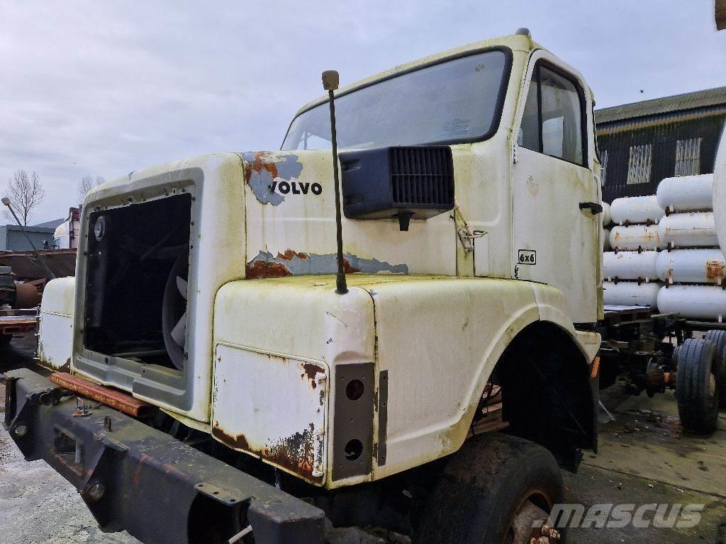 Volvo N10 6x6 Camiões de chassis e cabine