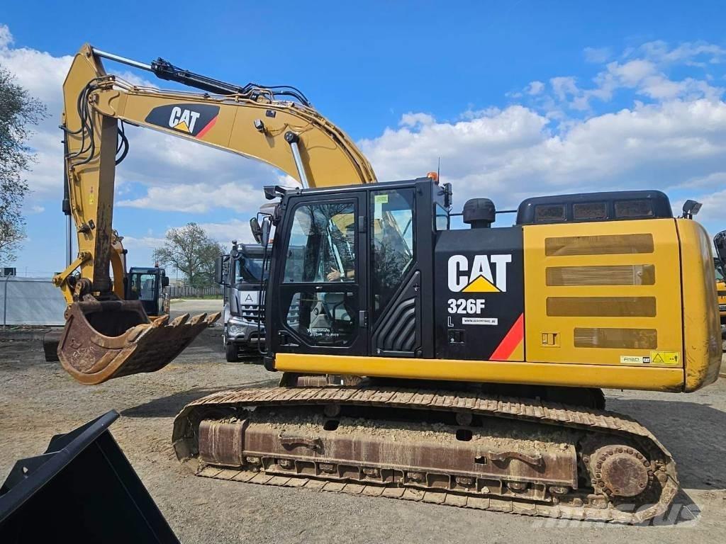 CAT 326 F L Escavadeiras de esteiras