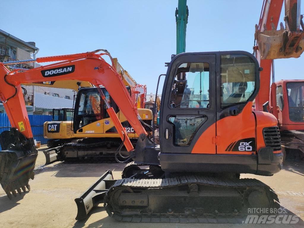 Doosan DX 60 Escavadeiras de esteiras