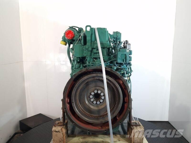 Volvo D8J Motores