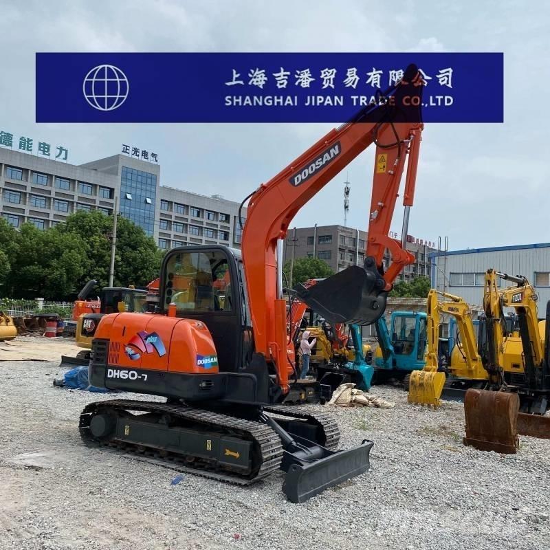 Doosan DH 60 Escavadeiras de esteiras