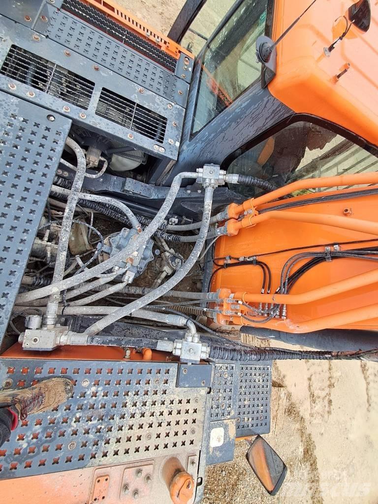Doosan DX 420 LC Escavadeiras de esteiras