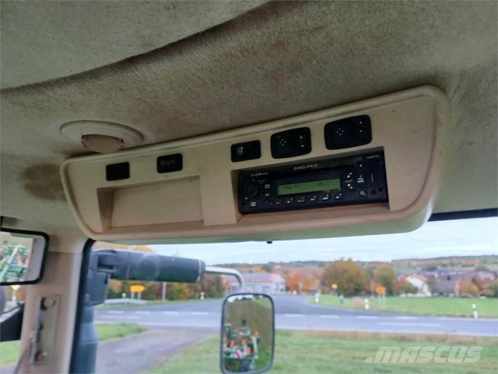 John Deere 8335R Tratores Agrícolas usados