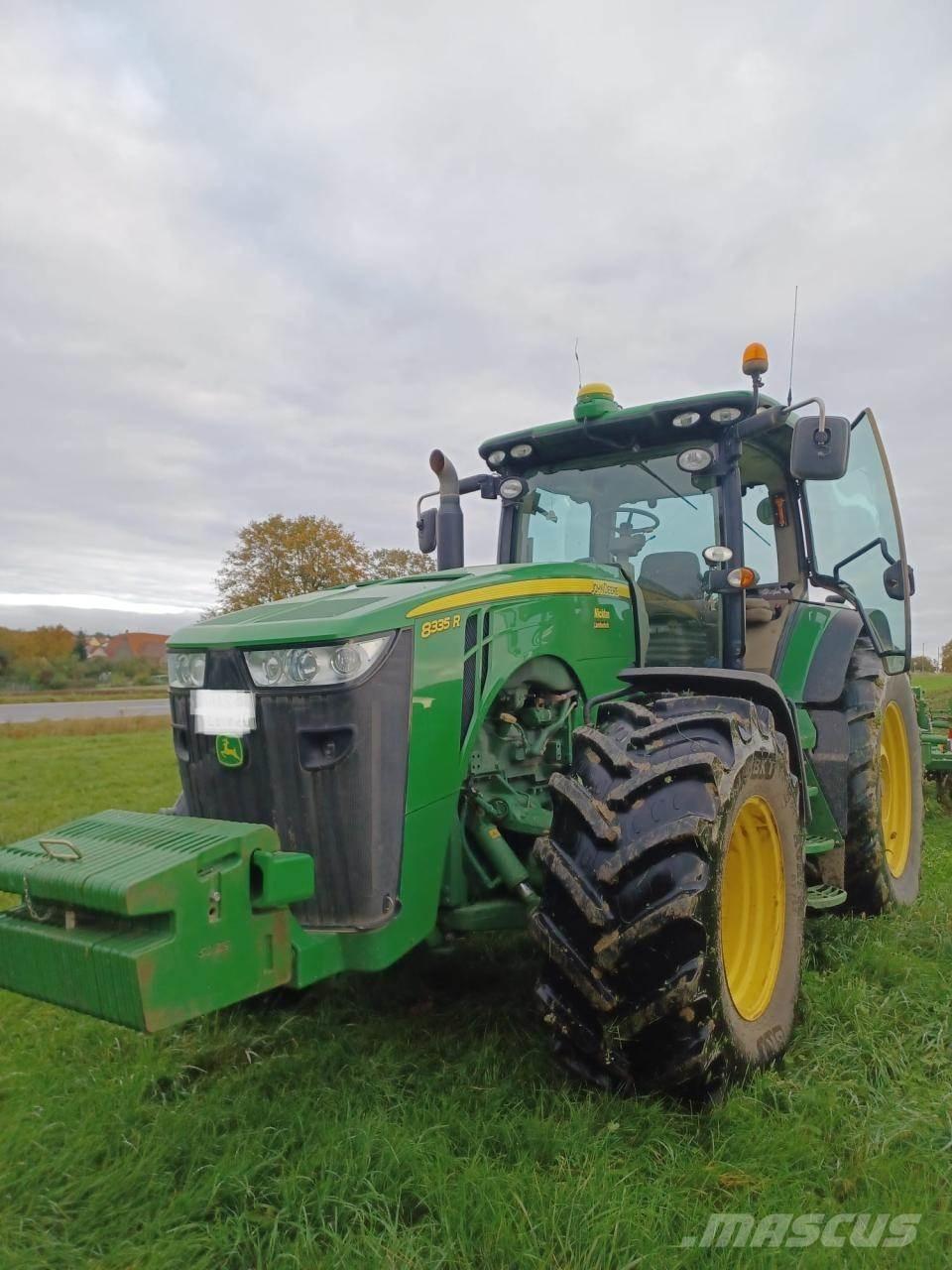John Deere 8335R Tratores Agrícolas usados