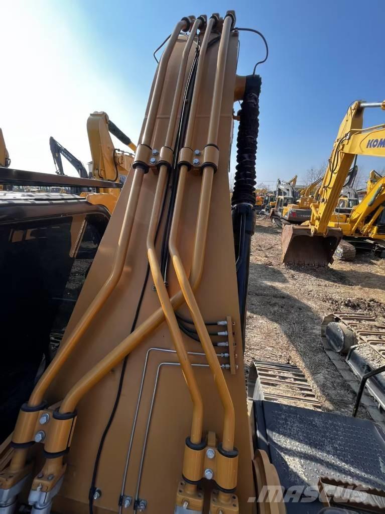 CAT 330 D2 Escavadeiras de esteiras