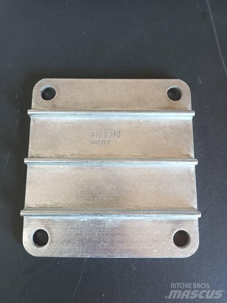 Volvo COVER 1669376 Motores