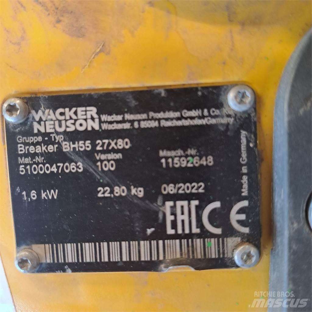 Wacker Neuson BH55 Saltitões