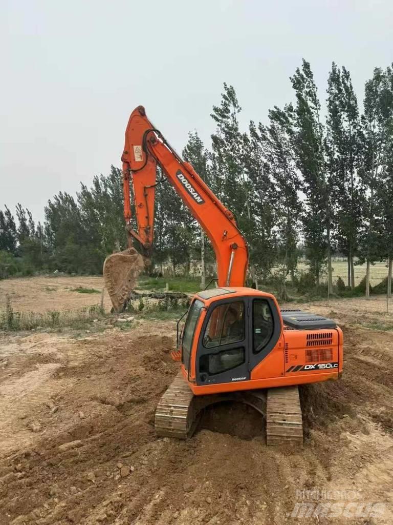 Doosan DX150 Escavadeiras de esteiras