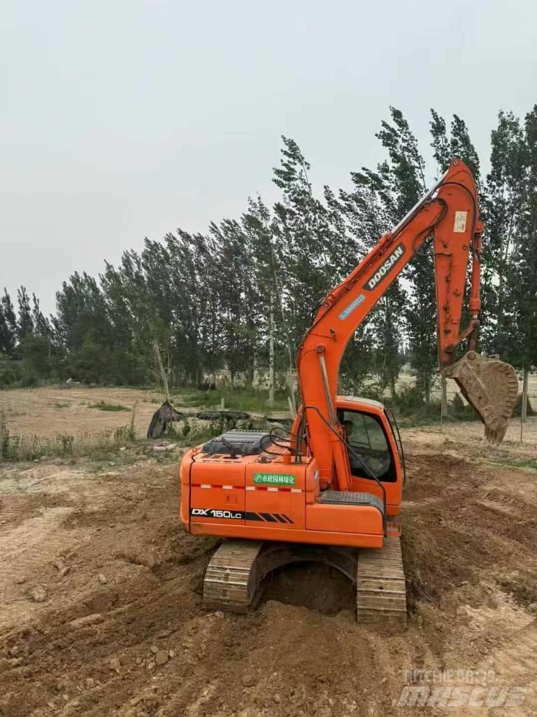 Doosan DX150 Escavadeiras de esteiras