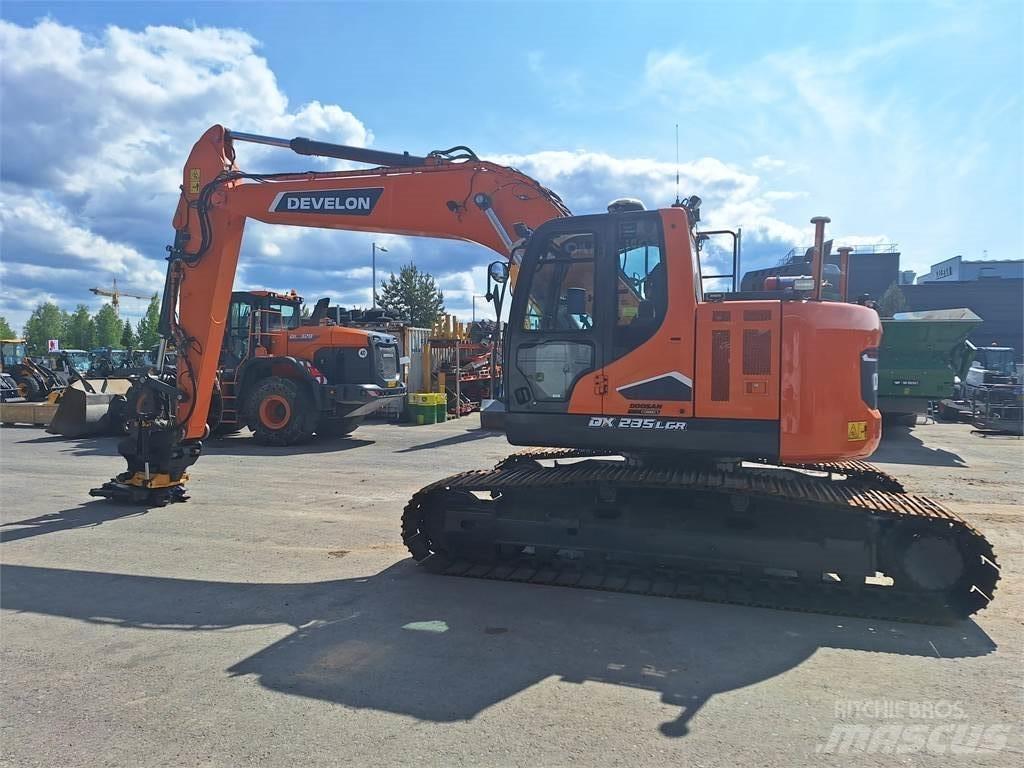 Develon DX235LCR-7 Escavadeiras de esteiras