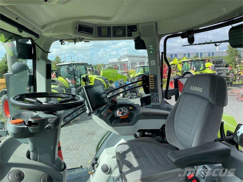 CLAAS Axion 810 CM Tratores Agrícolas usados