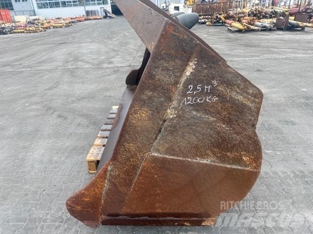 Liebherr L 541 Baldes