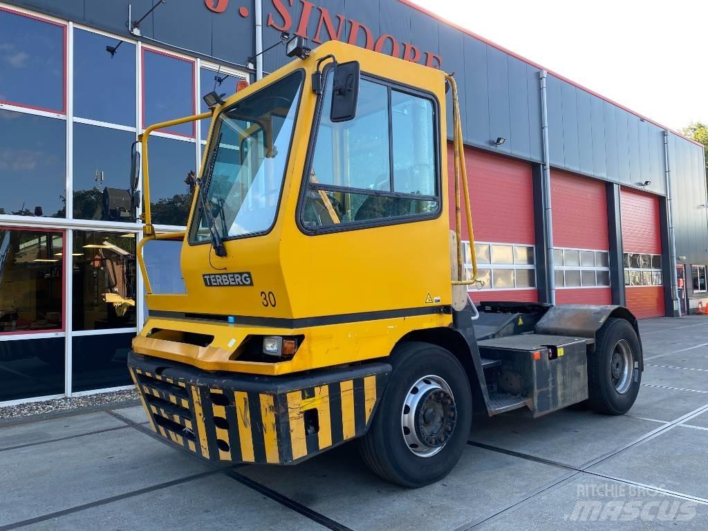 Terberg YT 222 Tractores terminais