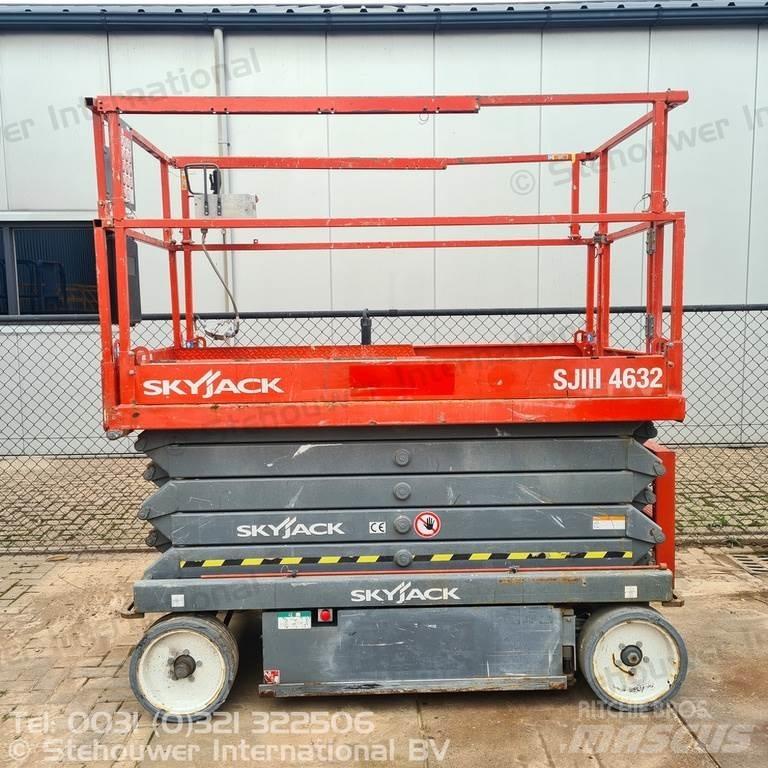 SkyJack SJ4632 Elevadores de tesoura