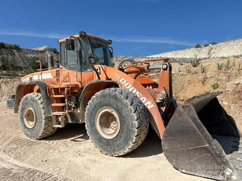 Doosan DL 400 Carregadeiras de rodas