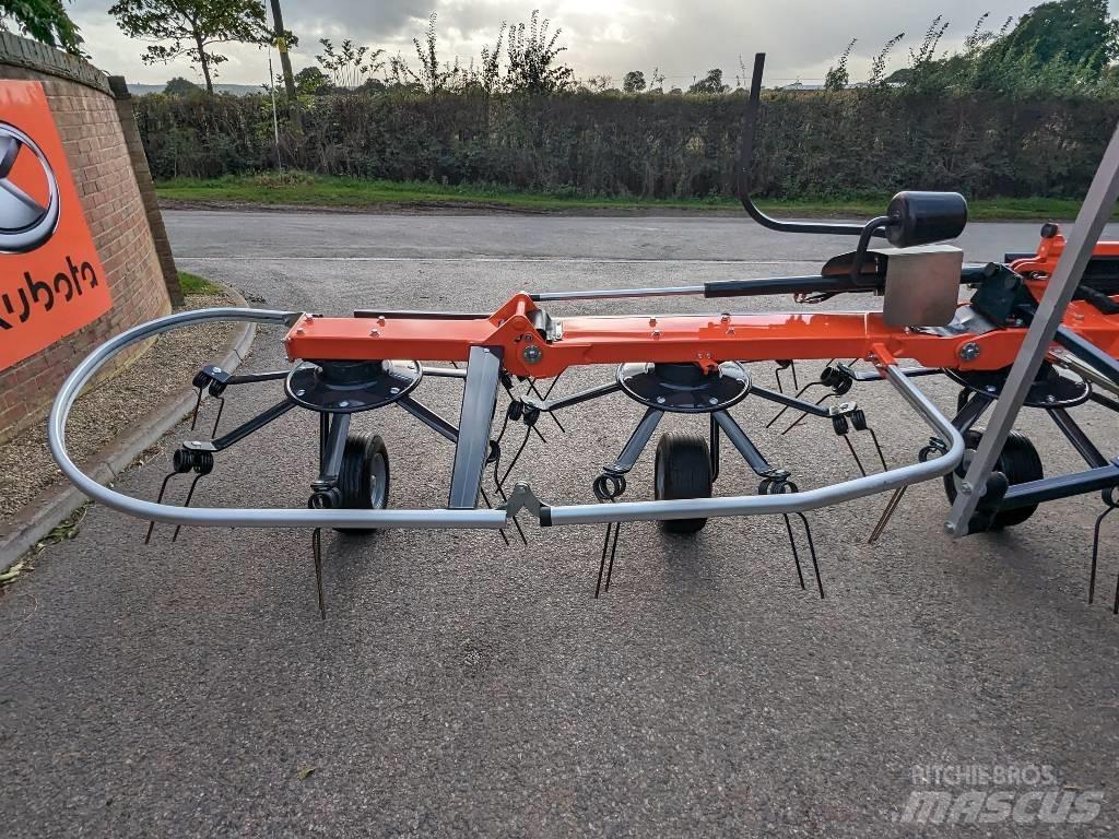 Kubota TE6576 Ancinho virador