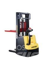 Hyster S1.4iL Empilhador para operador externo