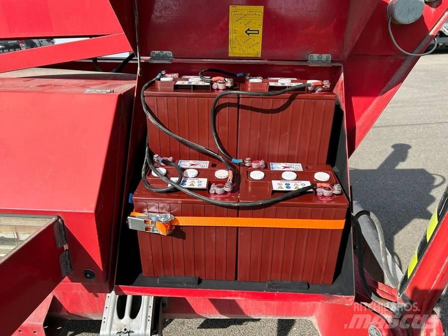 Denka-Lift DL 30 Plataformas aéreas montadas em atrelados