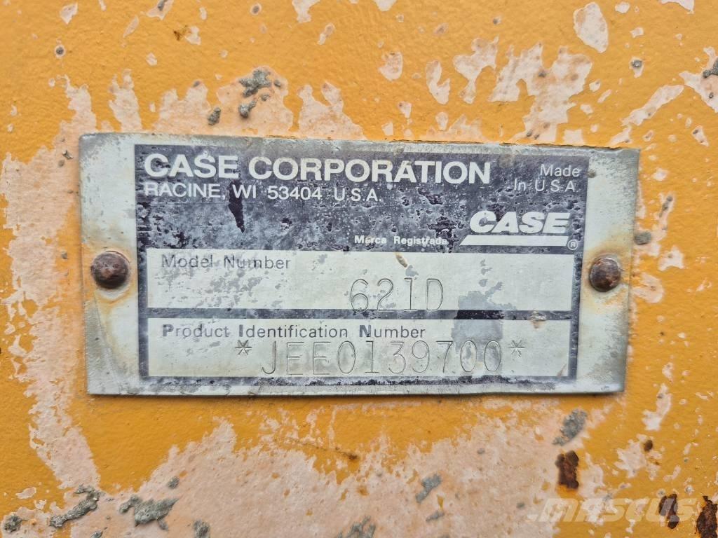 CASE 621 D Carregadeiras de rodas