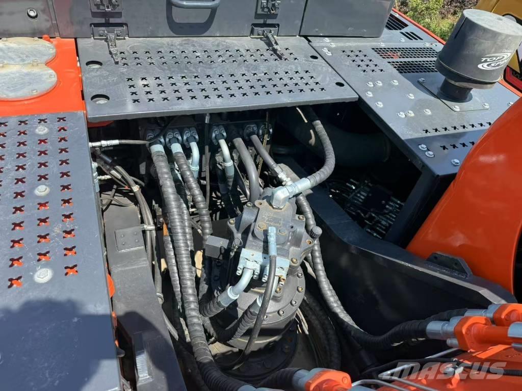 Doosan DX 340 Escavadeiras de esteiras