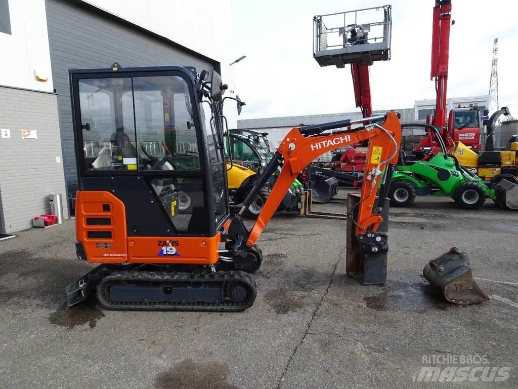 Hitachi ZX19-6CR Miniescavadeiras