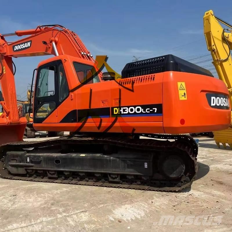 Doosan DH 300 LC-7 Escavadeiras de esteiras