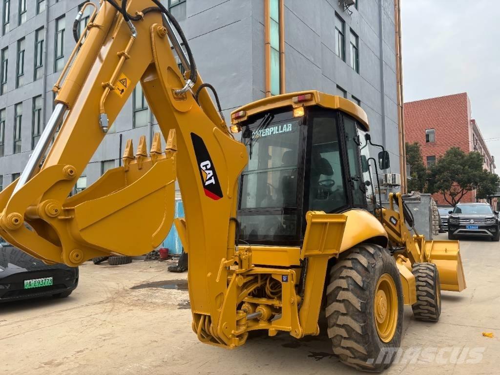 CAT 420 F Retroescavadeiras