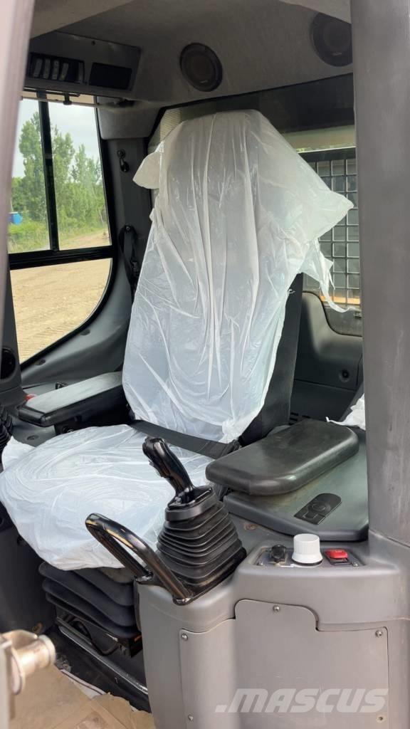 Liebherr LR 636 Carregadoras de lagartas