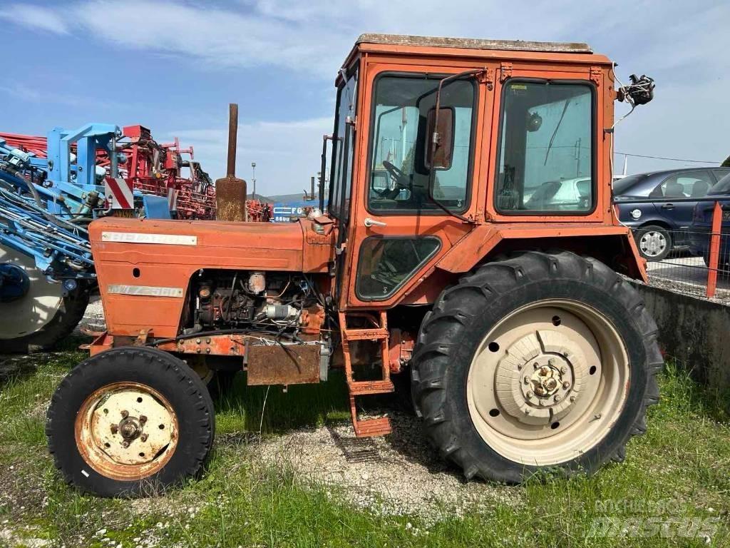 Belarus MTZ 560 Tratores Agrícolas usados