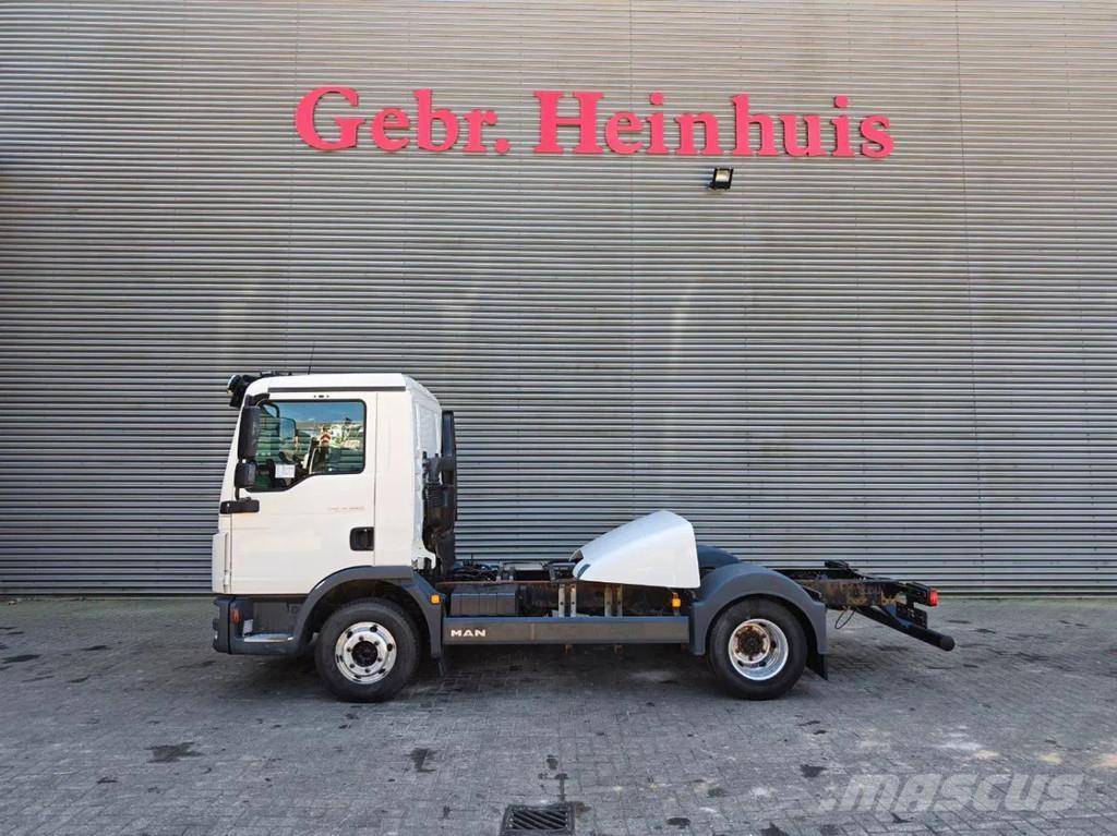 MAN TGL 8.220 4x2 Camiões de chassis e cabine