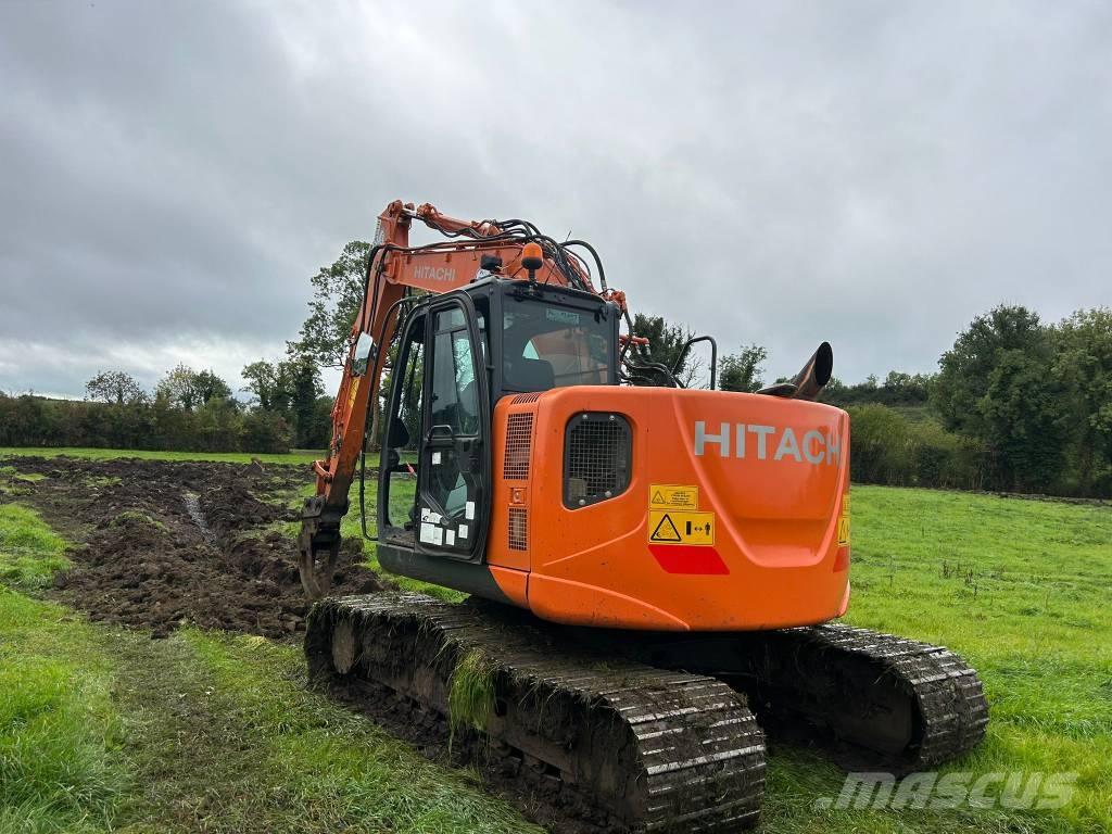 Hitachi ZX135-5 Escavadeiras de esteiras