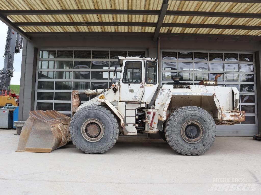 Liebherr L 551 Carregadeiras de rodas