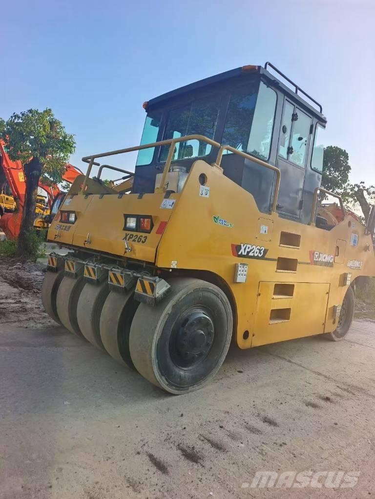 XCMG XP 263 Cilindros Compactadores de pneus