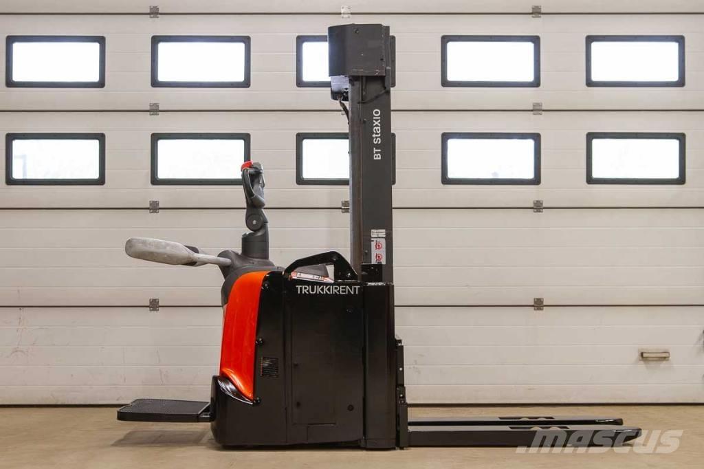 Toyota SPE 140 L Self propelled stackers