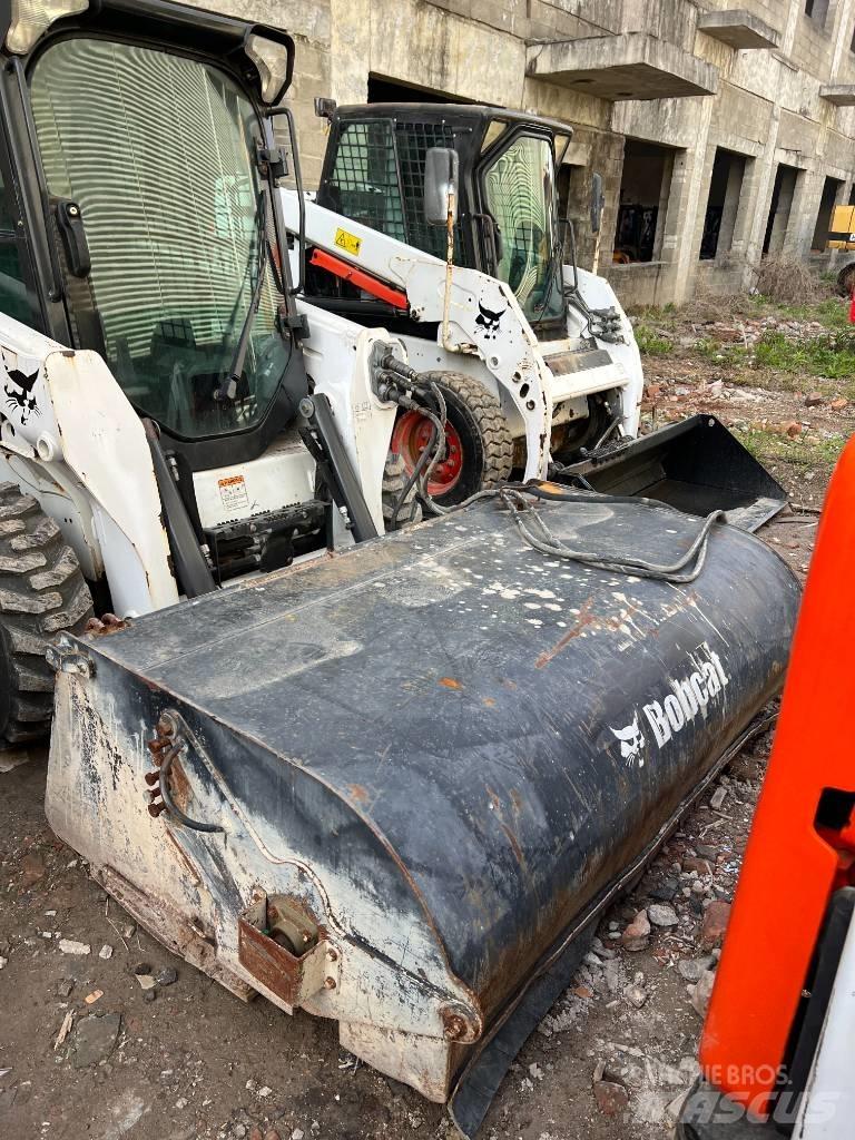 Bobcat S550 Carregadeiras de rodas