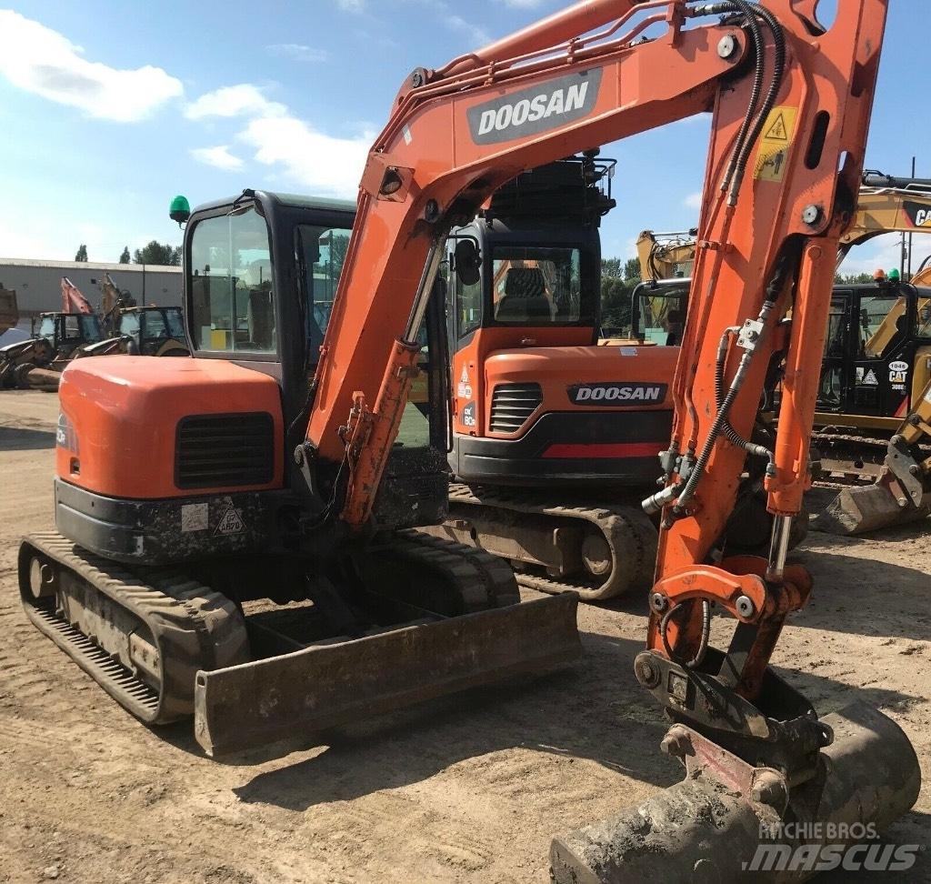 Doosan DX 60 R Miniescavadeiras