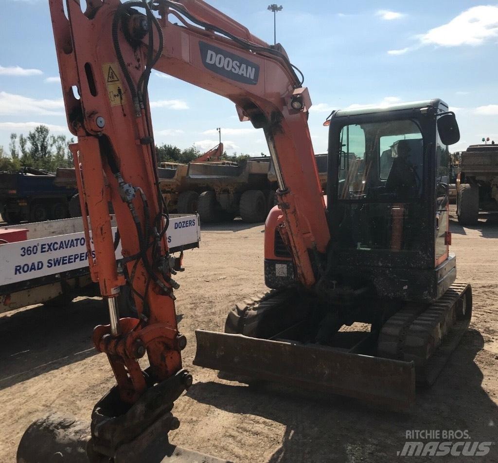 Doosan DX 60 R Miniescavadeiras