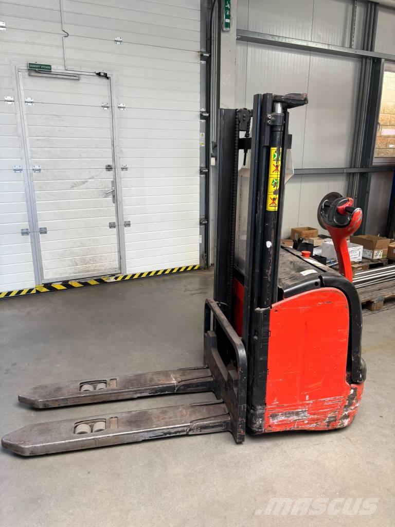 Linde L16 Empilhador para operador externo
