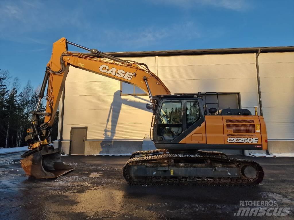 CASE CX250E Escavadeiras de esteiras
