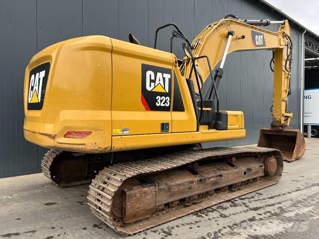 CAT 323 07A Escavadeiras de esteiras