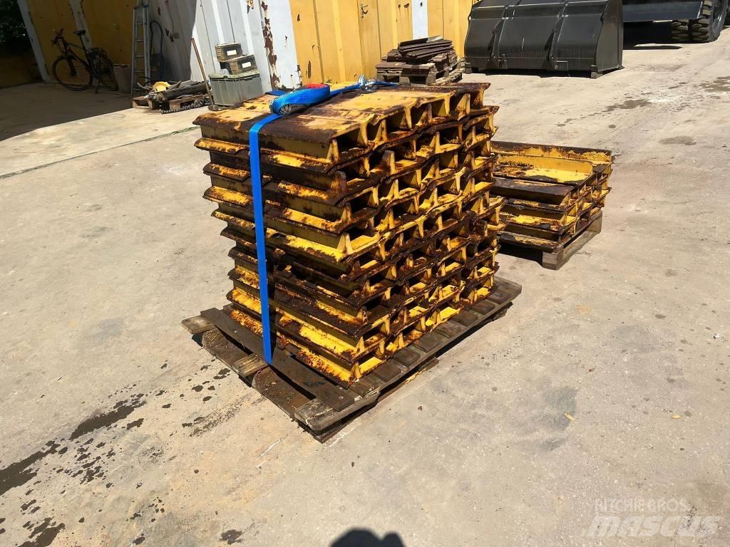 CAT D 6 Rastos